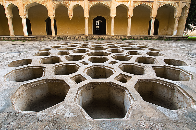 Ancient Octagonal Pool Design